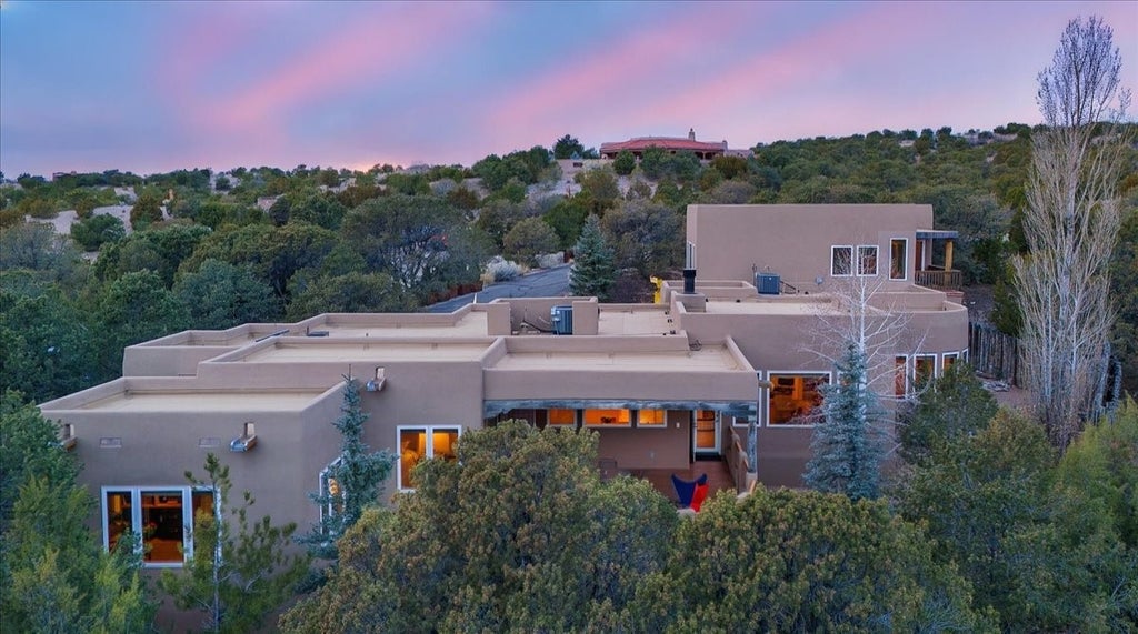 750 Camino Francisca, Santa Fe