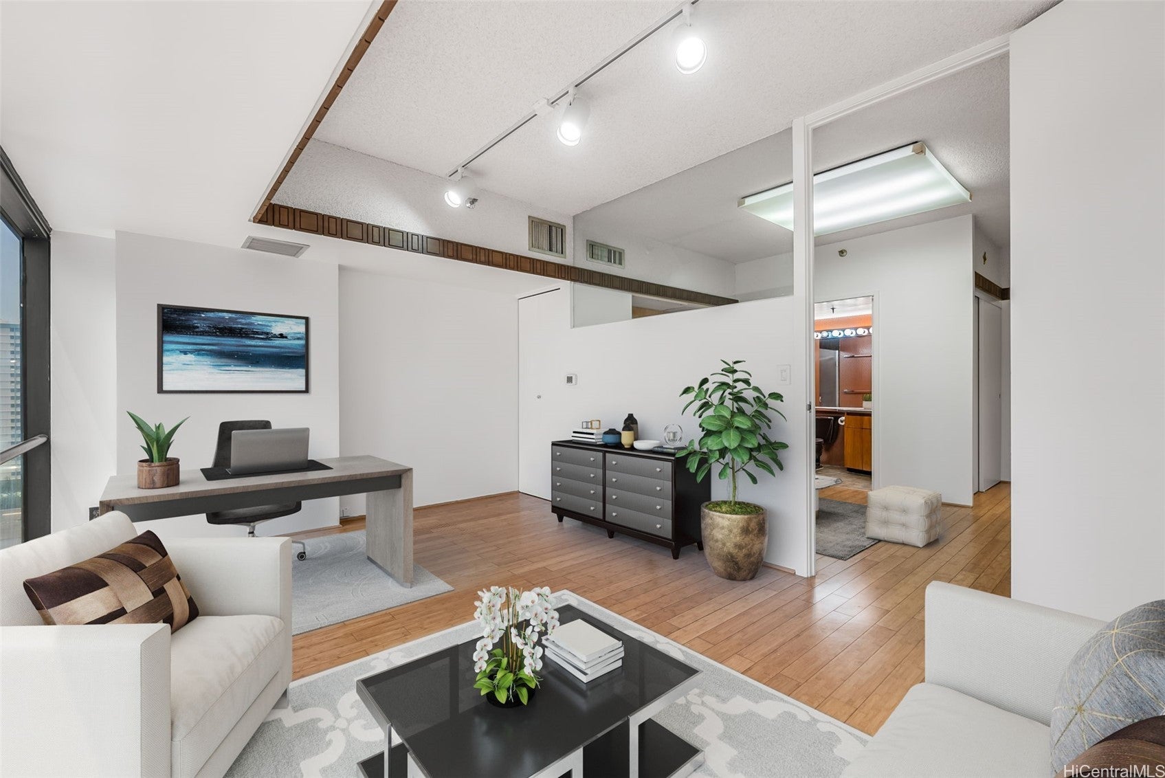 Photo of Listing #202509802