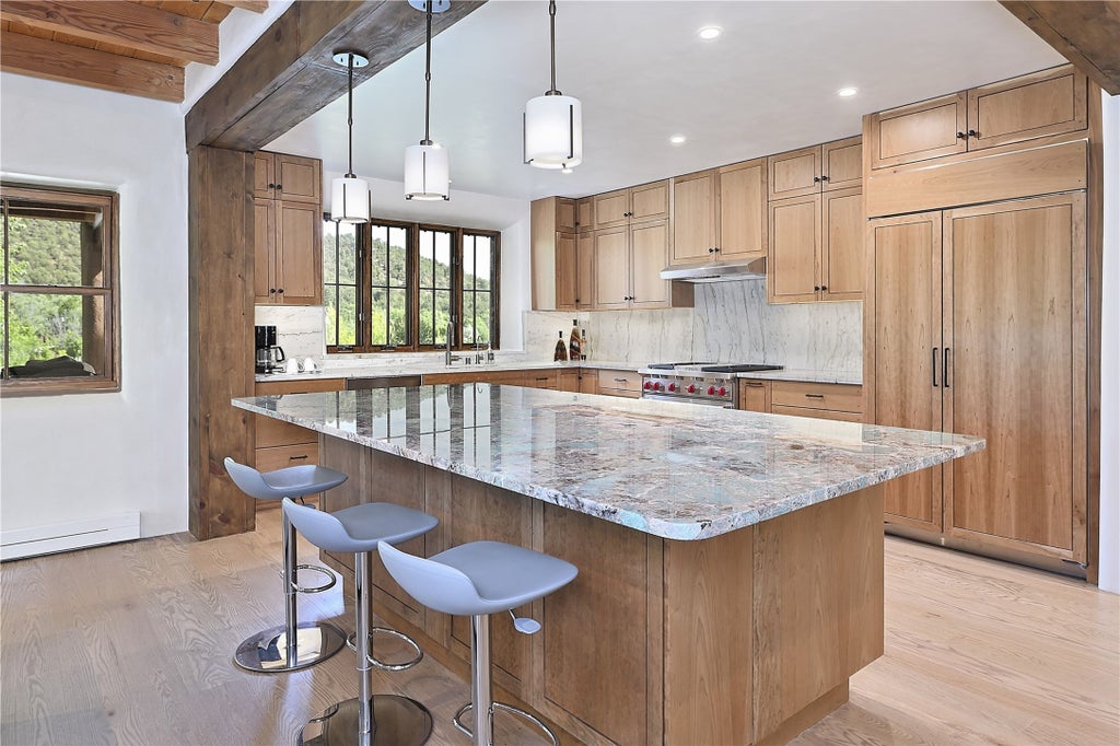 1678 & 1682 Cerro Gordo Road, Santa Fe