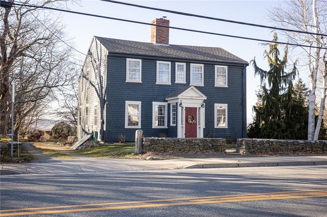 24 Bristol Ferry Rd, Portsmouth