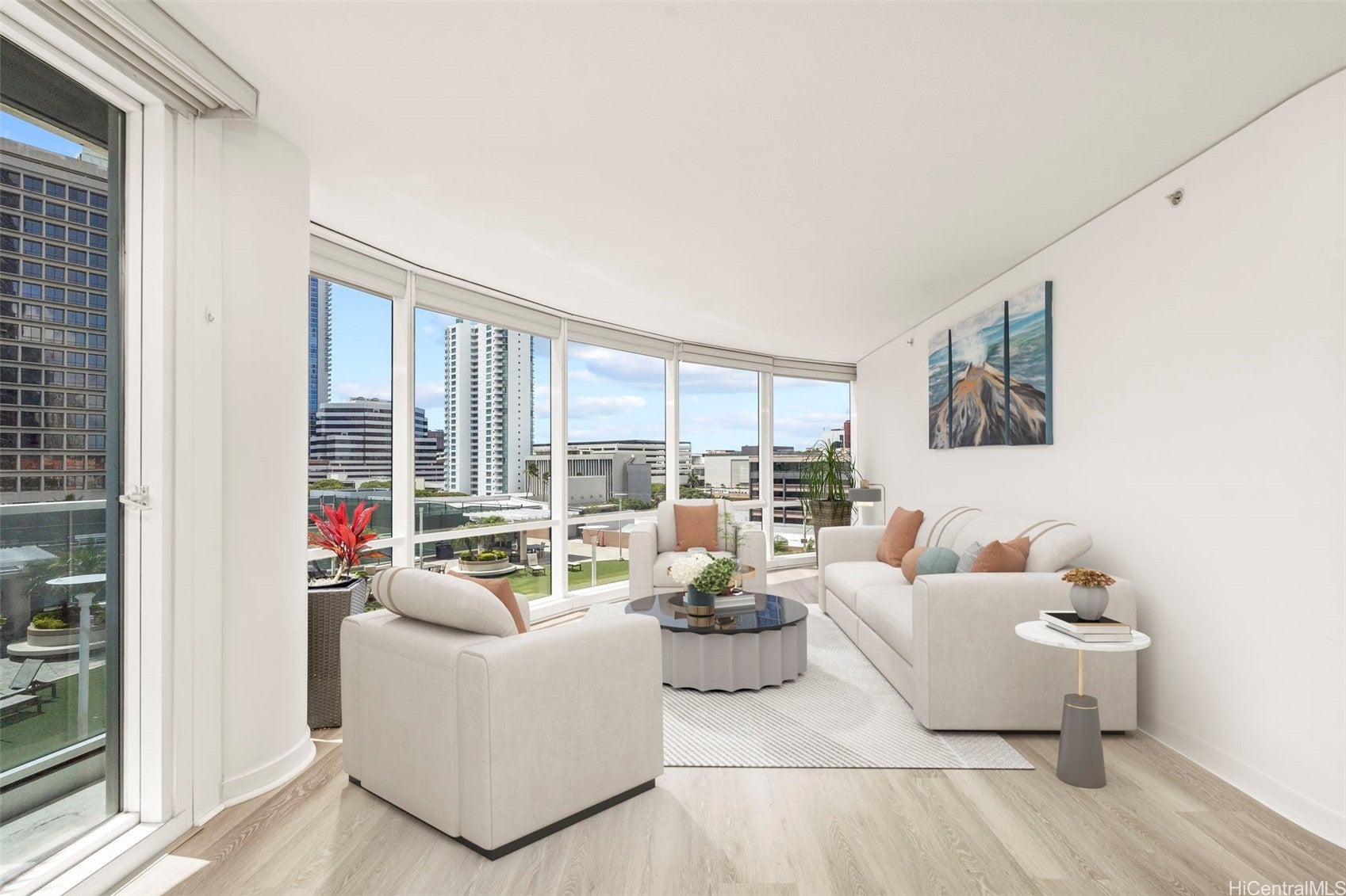 Photo of Listing #202512528