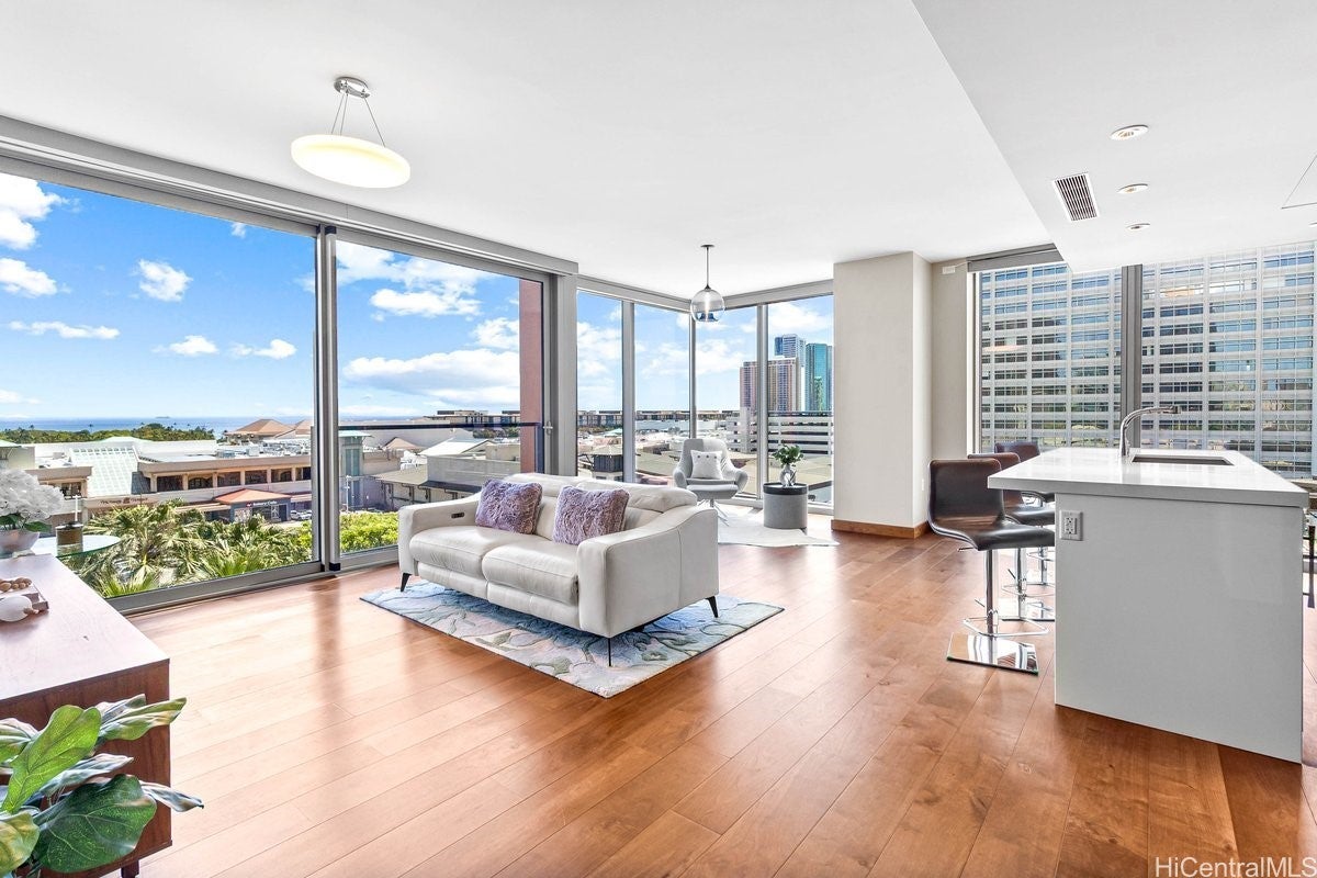 Photo of Listing #202513297