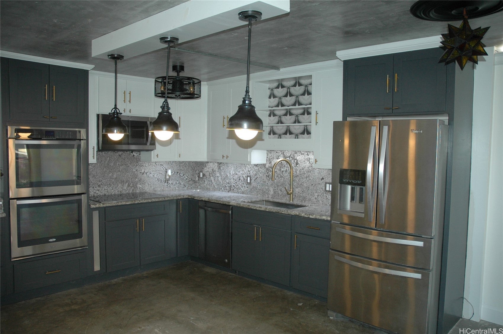 Photo of Listing #202513427