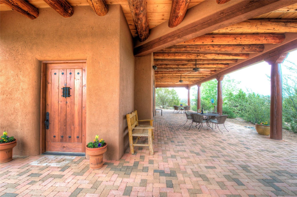 7 Camino Hasta Manana, Santa Fe