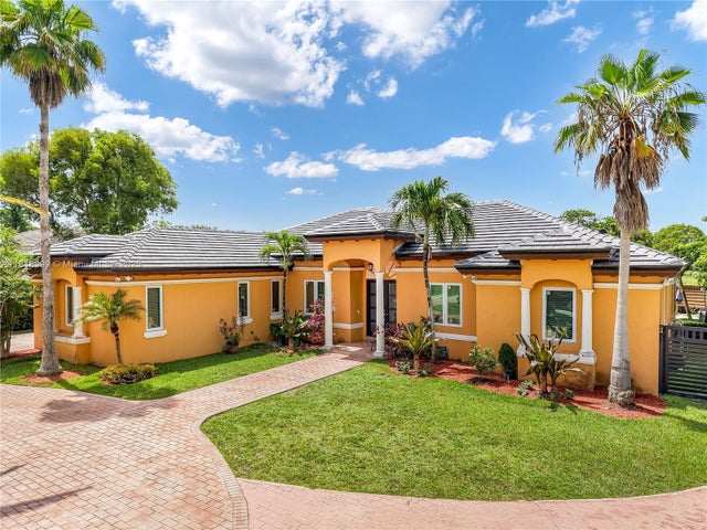 1 of 1 - 9020 Sw 171st Ter, Palmetto Bay, FL