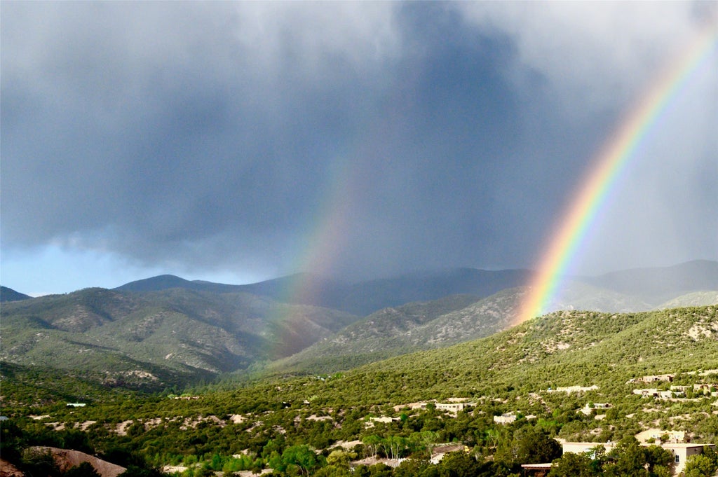 10 Bishops Trail, Santa Fe