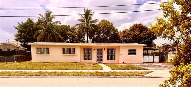 1 of 1 - 1560 W 53rd St, Hialeah, FL