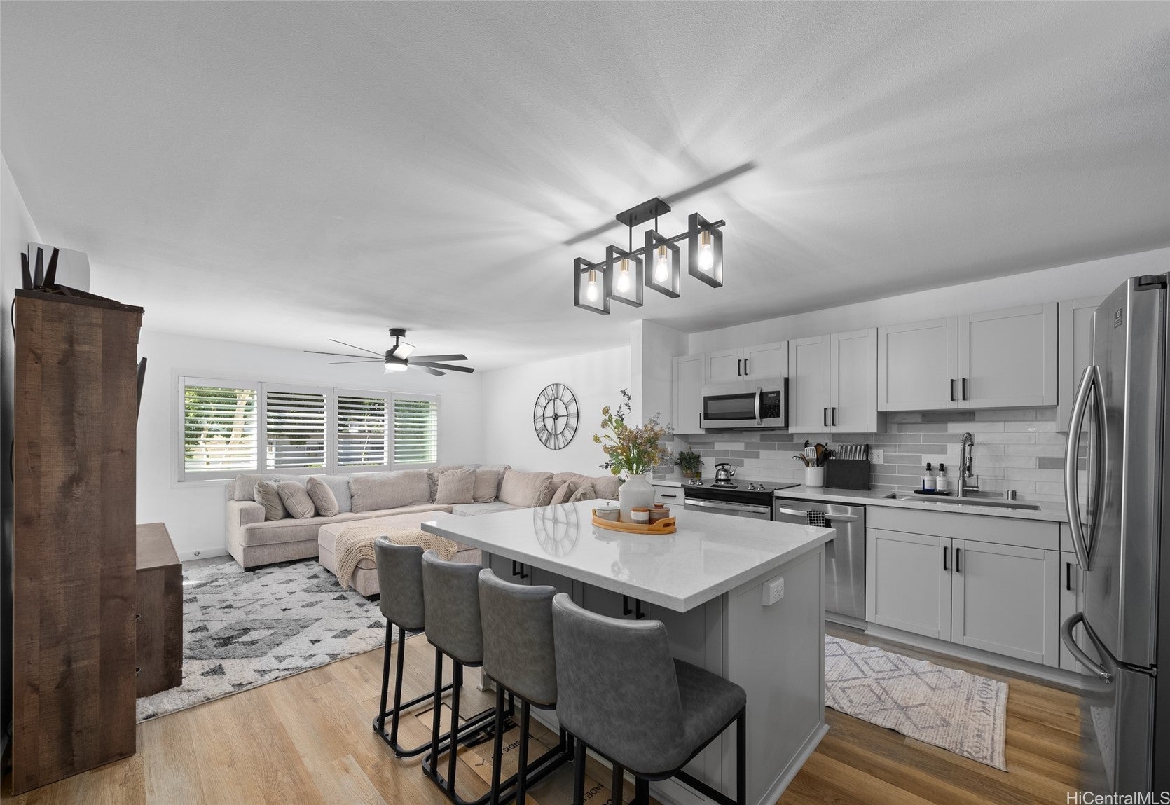 Photo of Listing #202517256