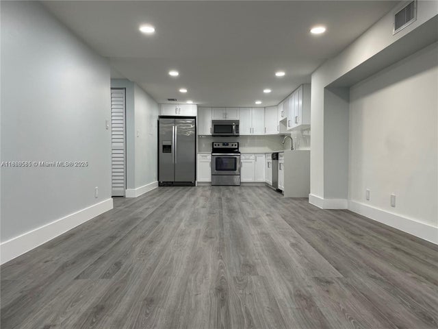 1 of 1 - 4725 Sw 62nd Ave 103, Davie, FL