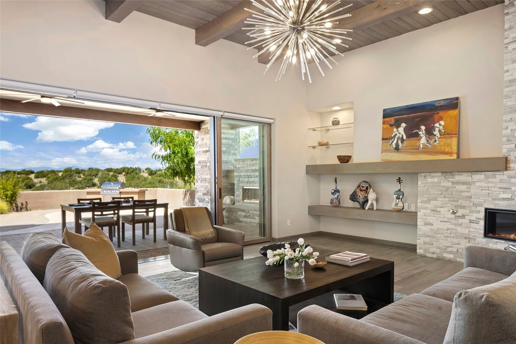 3 Trasera Court, Santa Fe