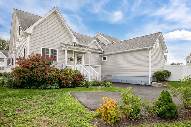 73 Seafare Ln, Portsmouth