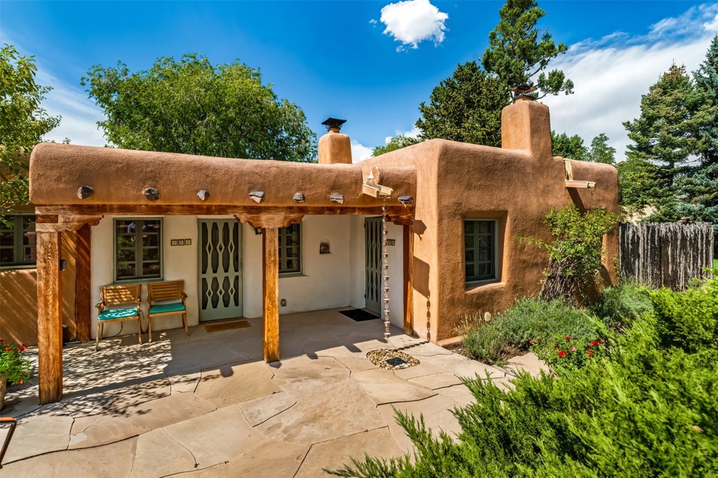 441 And 443 Camino Monte Vista, Santa Fe