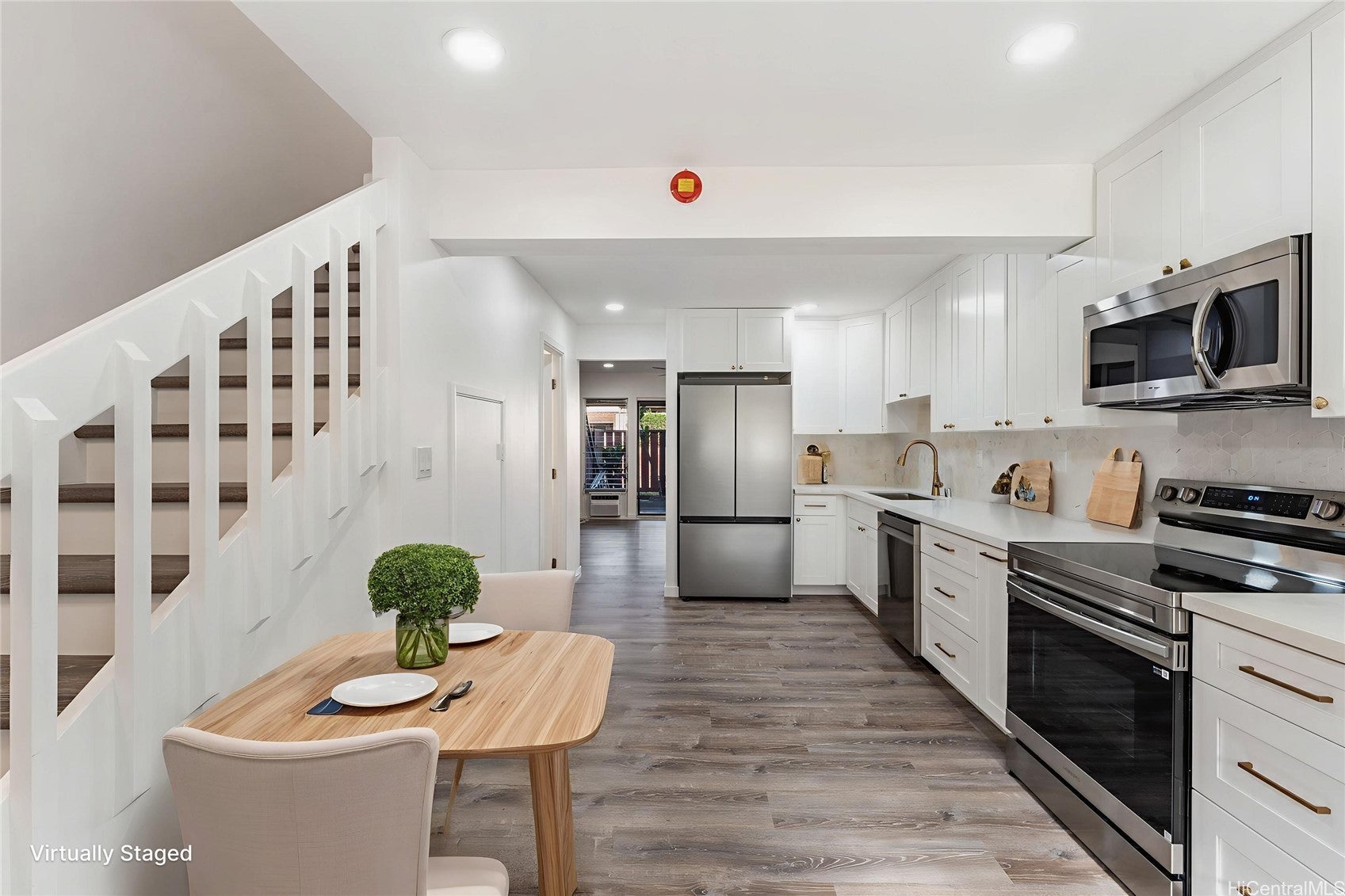 Photo of Listing #202521140