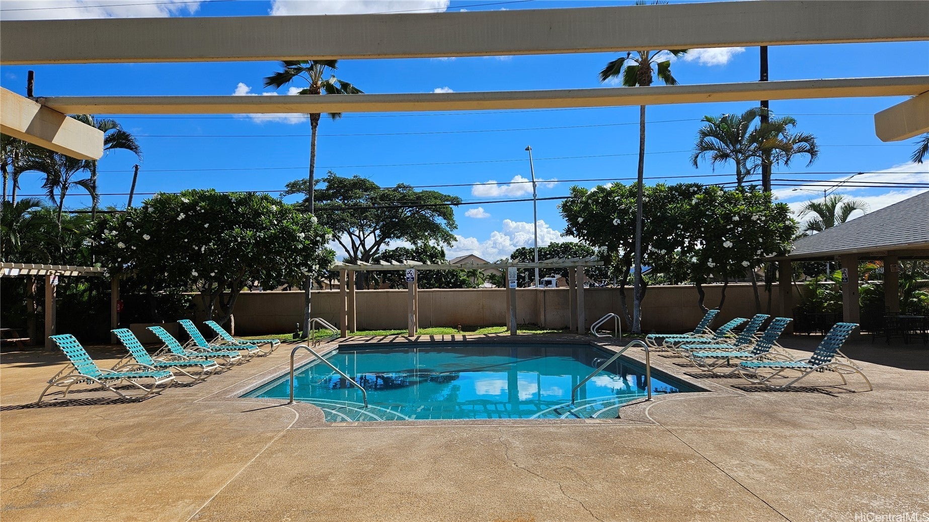 Photo of Listing #202521941