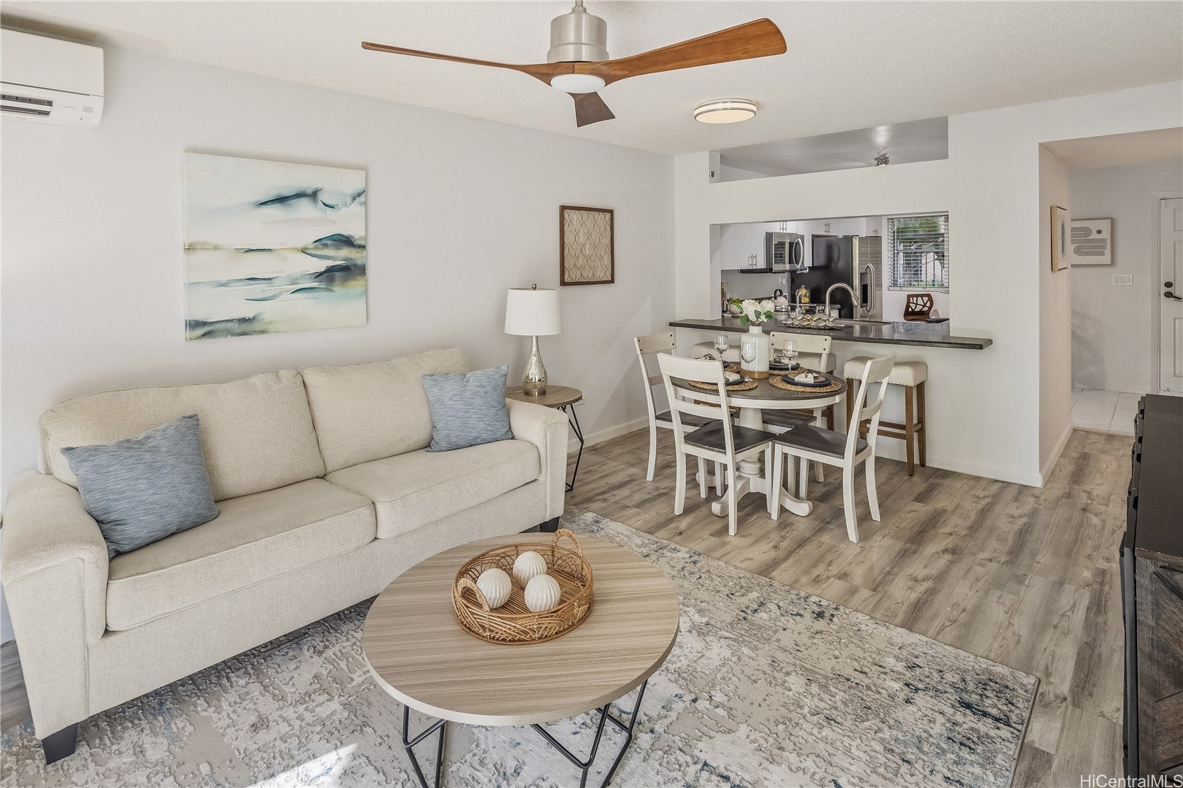 Photo of Listing #202524757