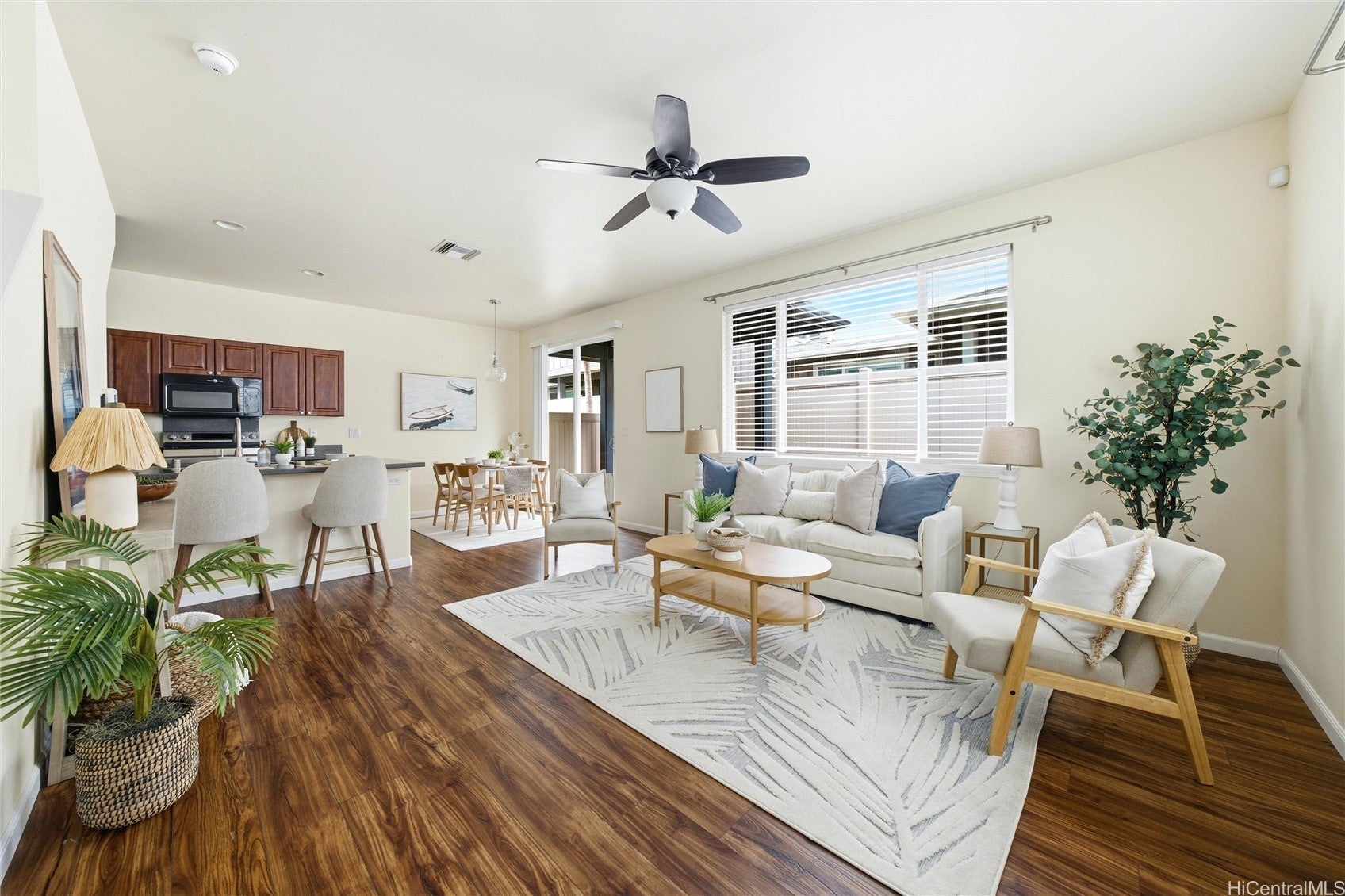 Photo of Listing #202528573