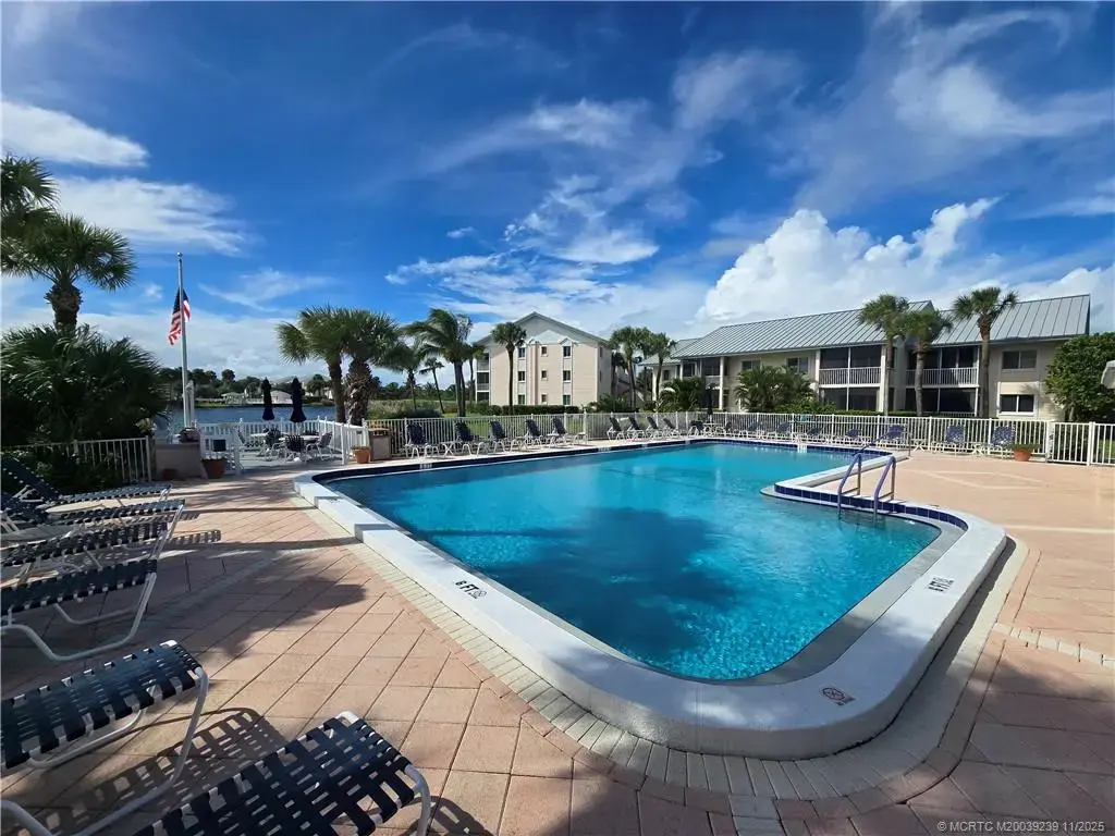 484 Plantation Road 4103, Stuart