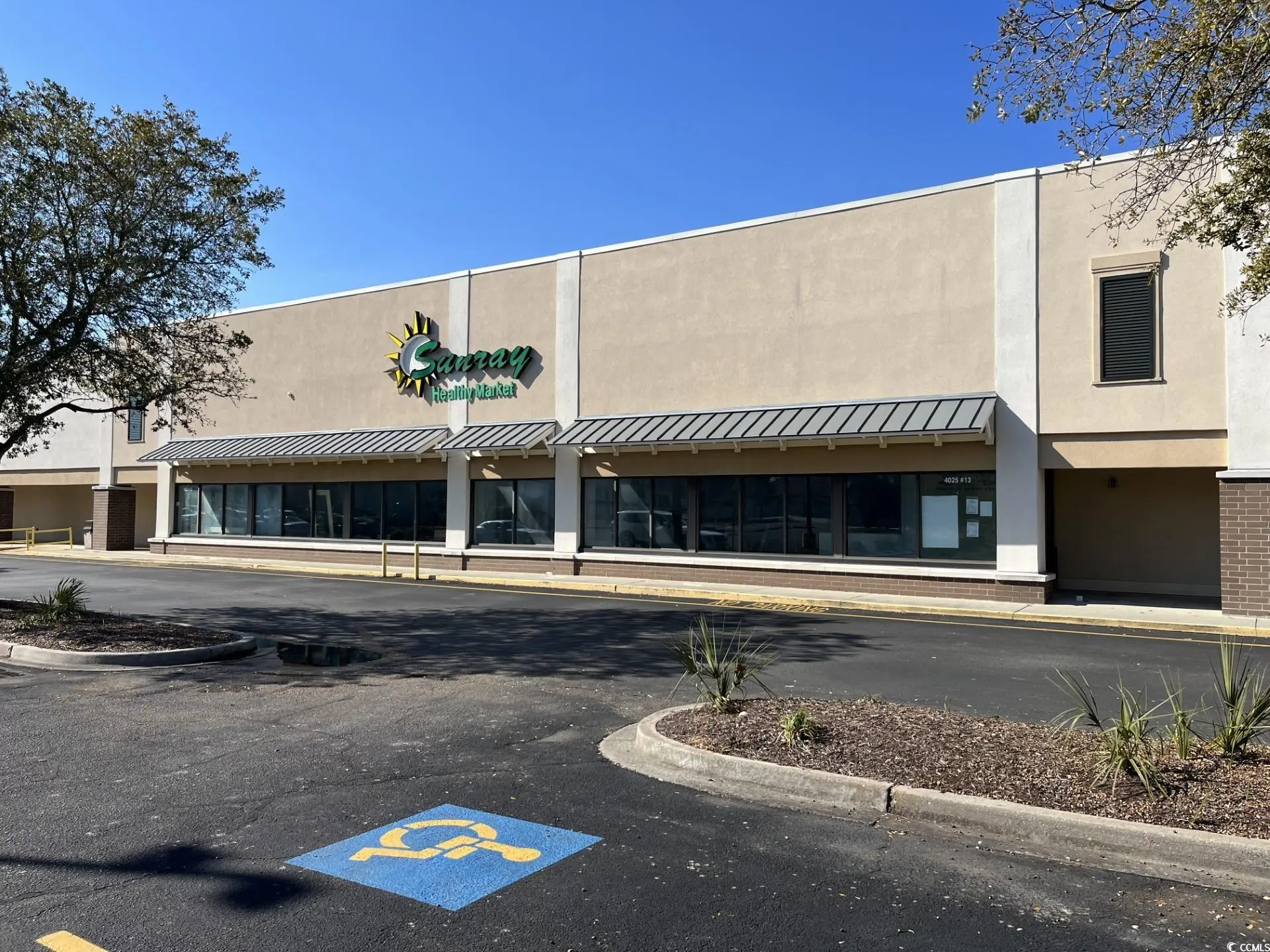 Photo of Listing #2402799