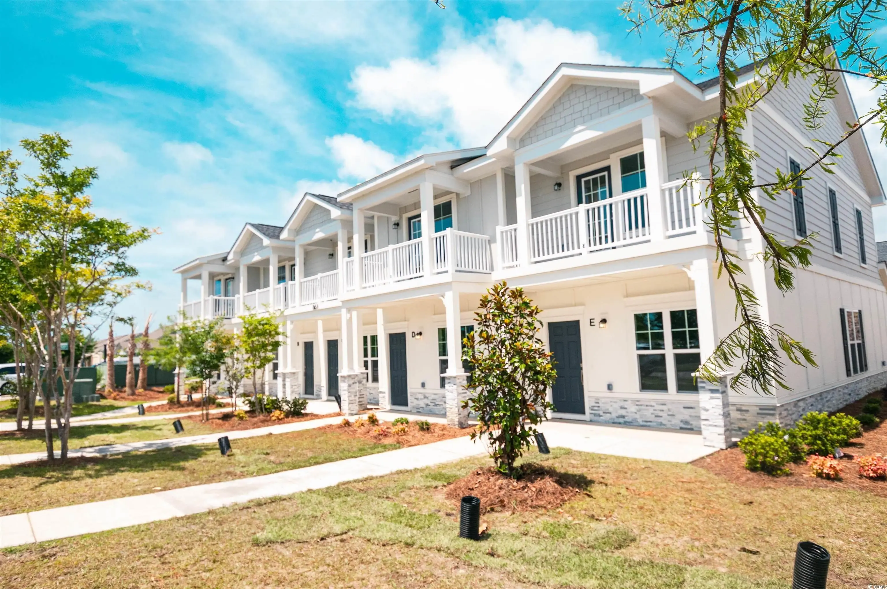 Photo of Listing #2411859