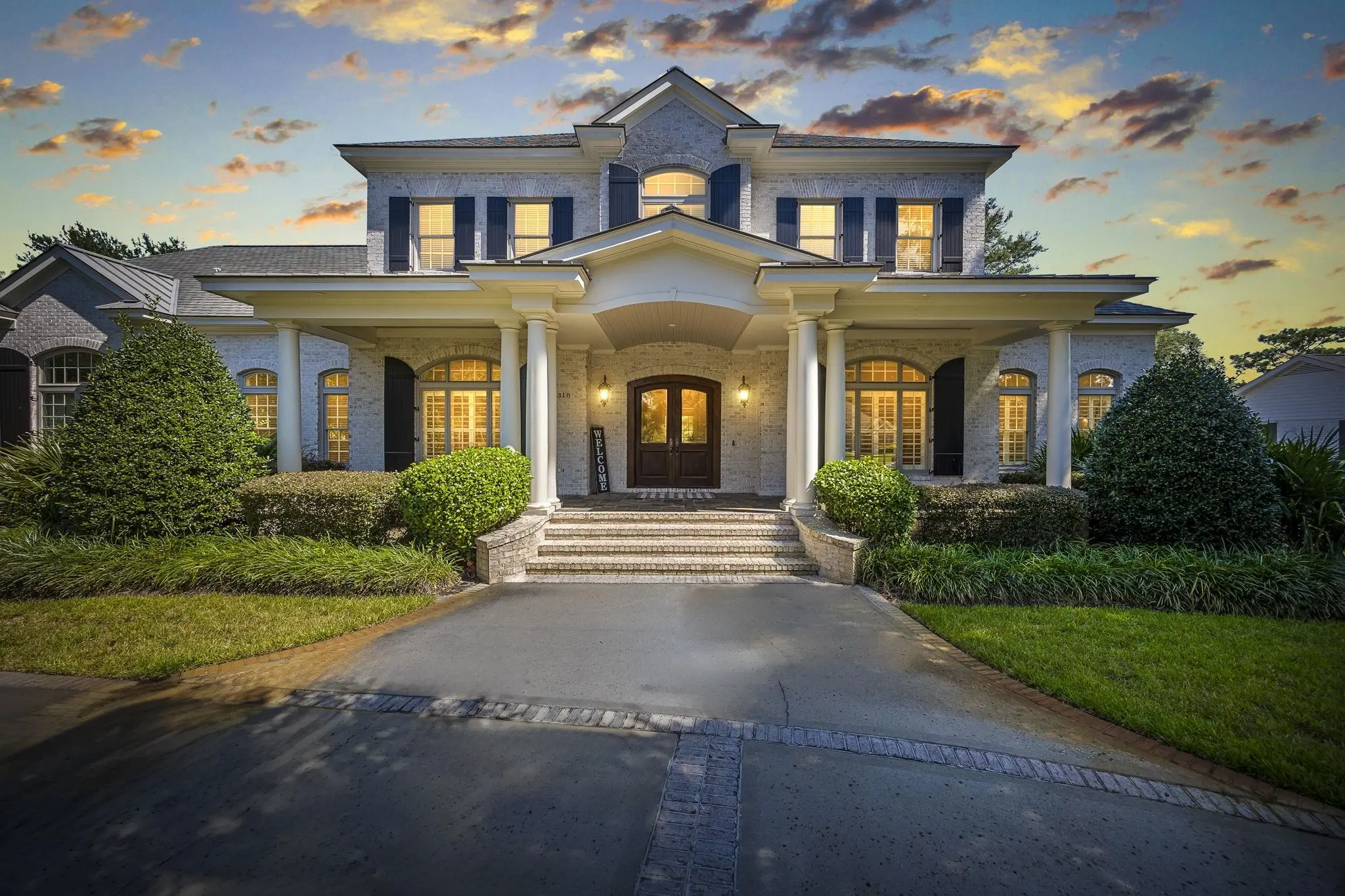 Photo of Listing #2420361