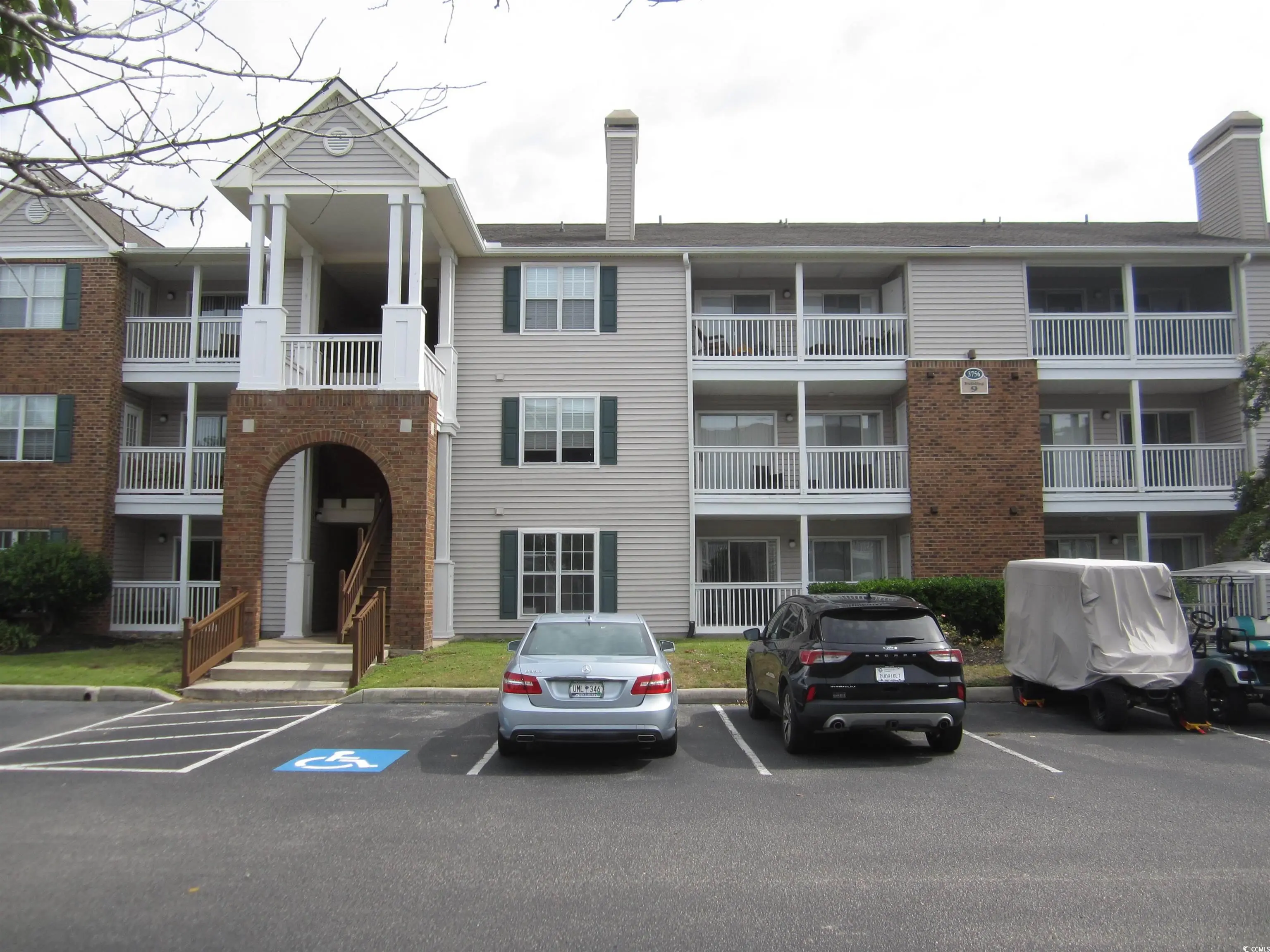 Photo of Listing #2421172