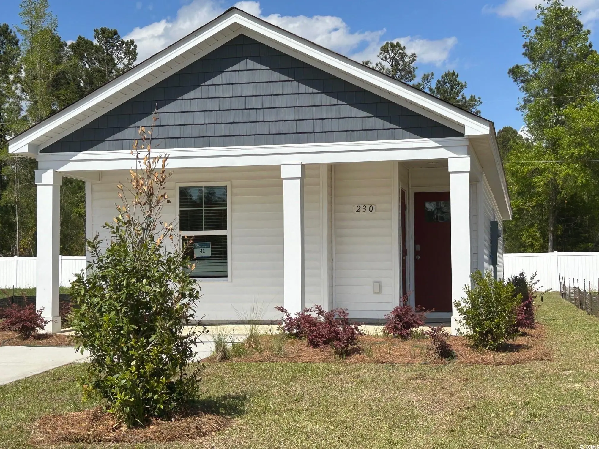 Photo of Listing #2423273