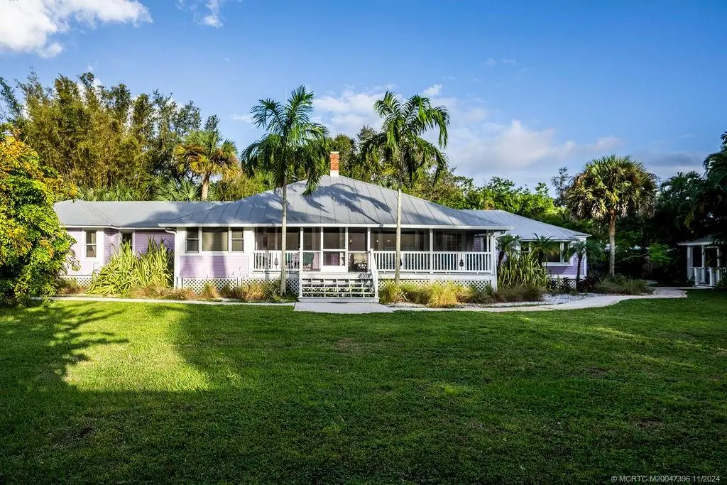 535 Siesta Way, Stuart