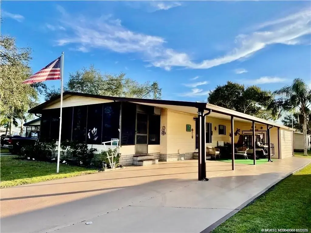 16236 Three Wood Way, Indiantown