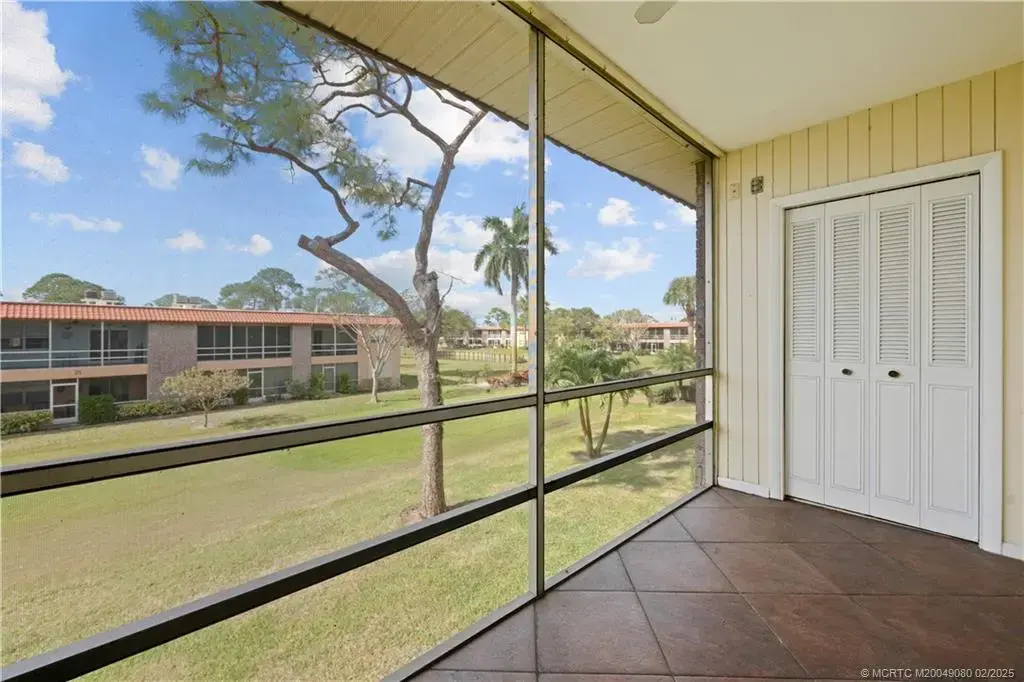 1961 Palm City Road F, Stuart