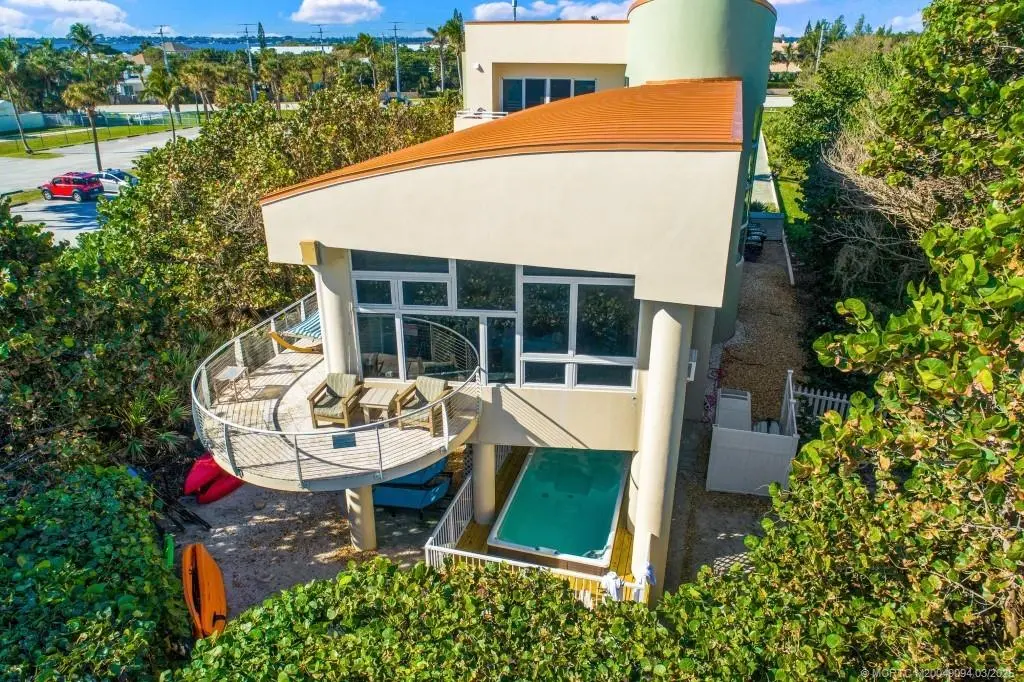 3 of 32 - 10330 Ocean Drive, Hutchinson Island, FL