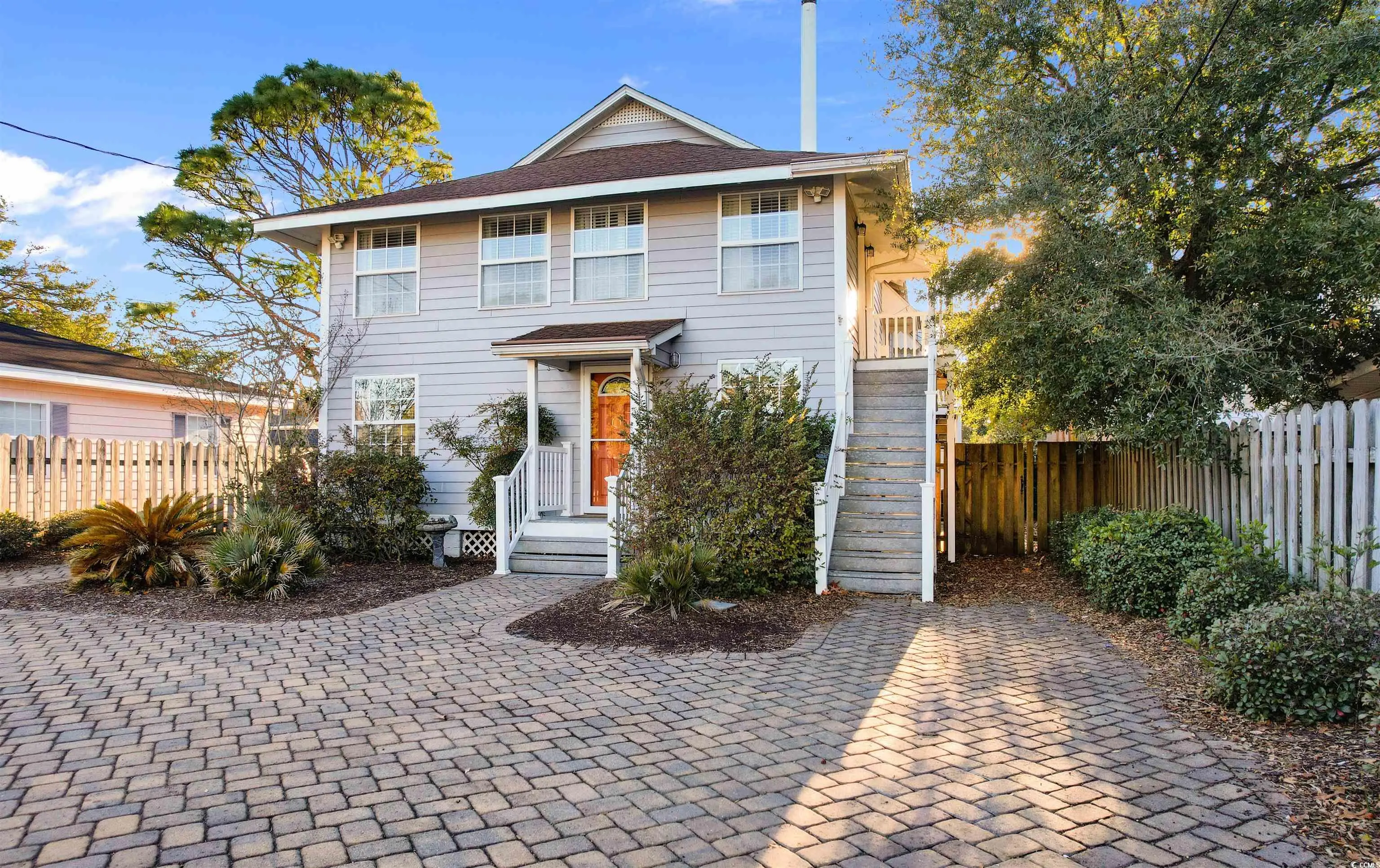 Photo of Listing #2504737