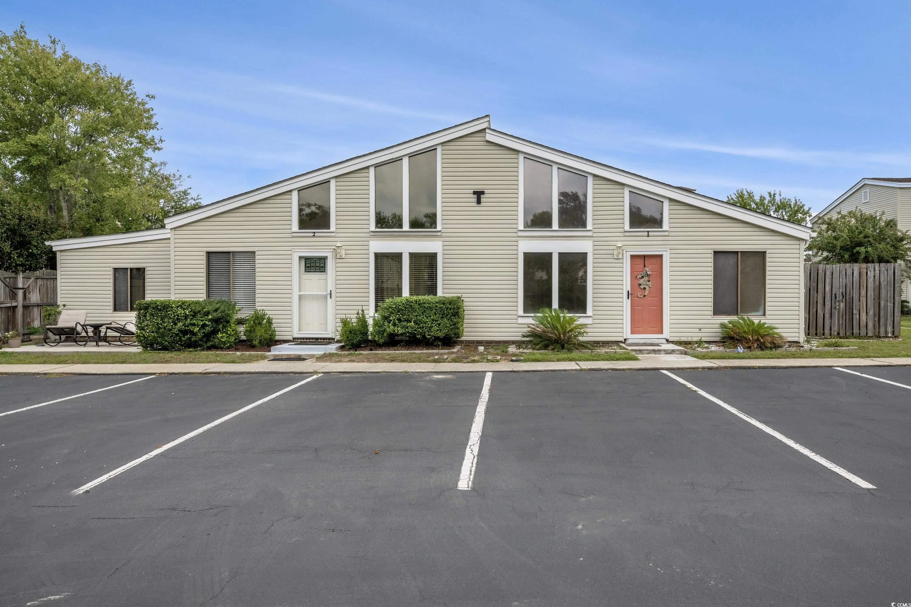 Photo of Listing #2507588