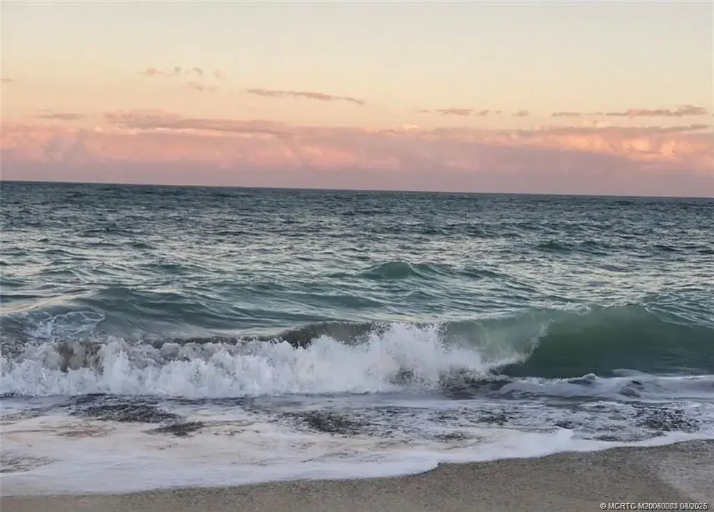 2400 Ocean Drive V328, Fort Pierce