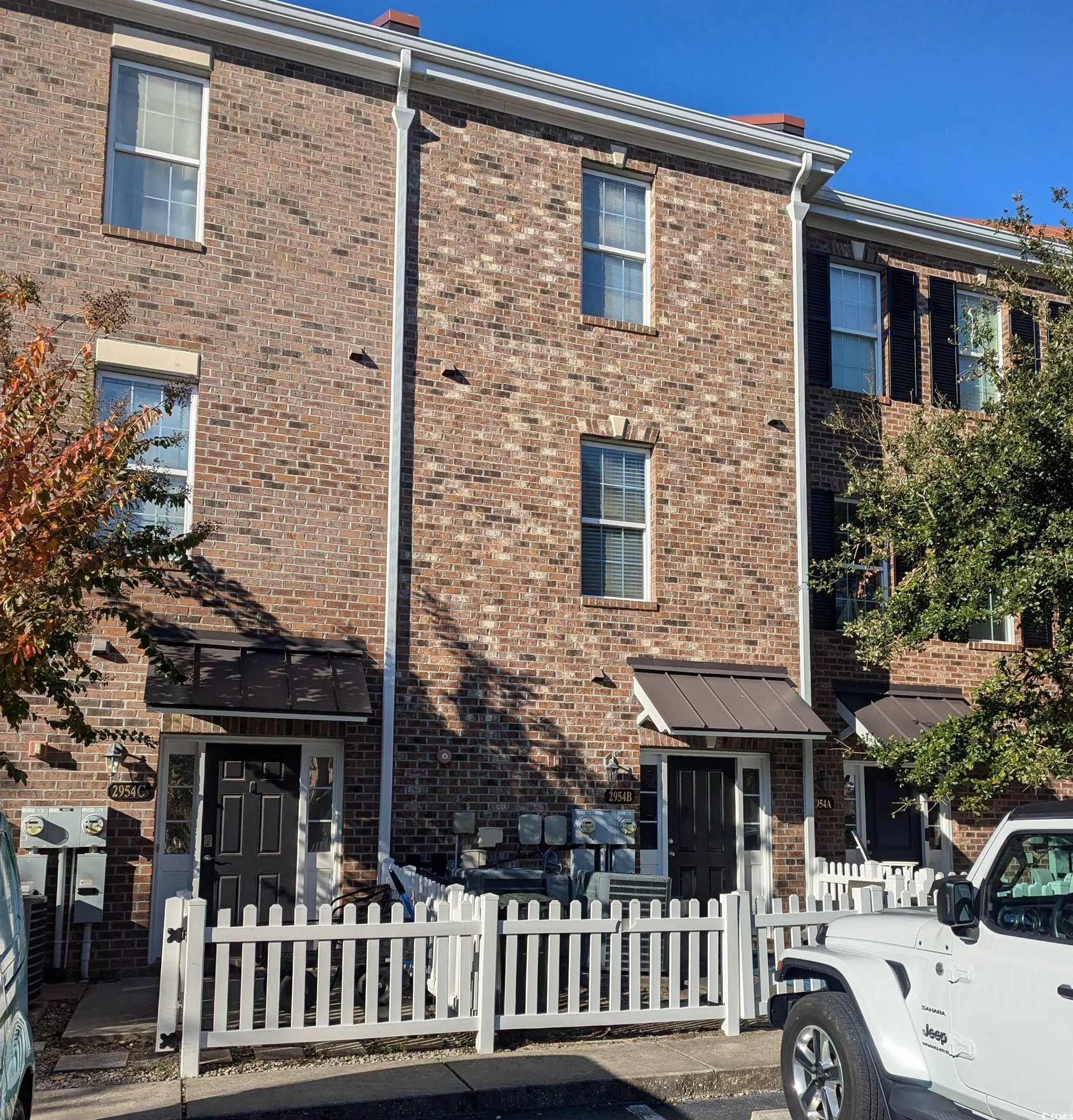 Photo of Listing #2510231