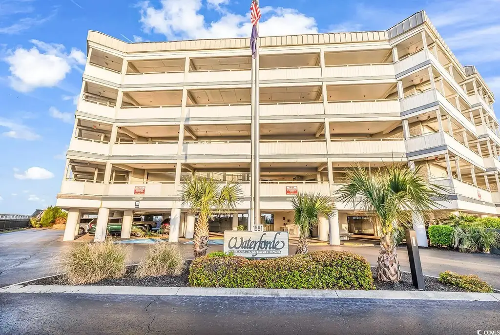 1581 S Waccamaw Dr. 302, Garden City Beach