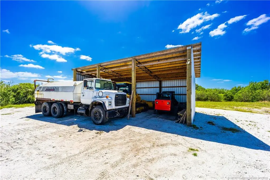 3 of 32 - 6053 116th Place, Okeechobee, FL