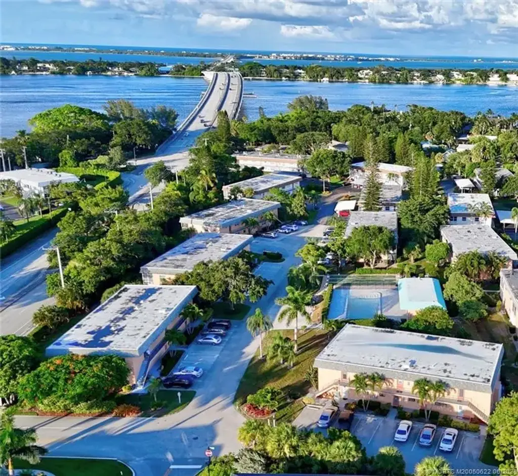 2950 Ocean Boulevard 55-6, Stuart