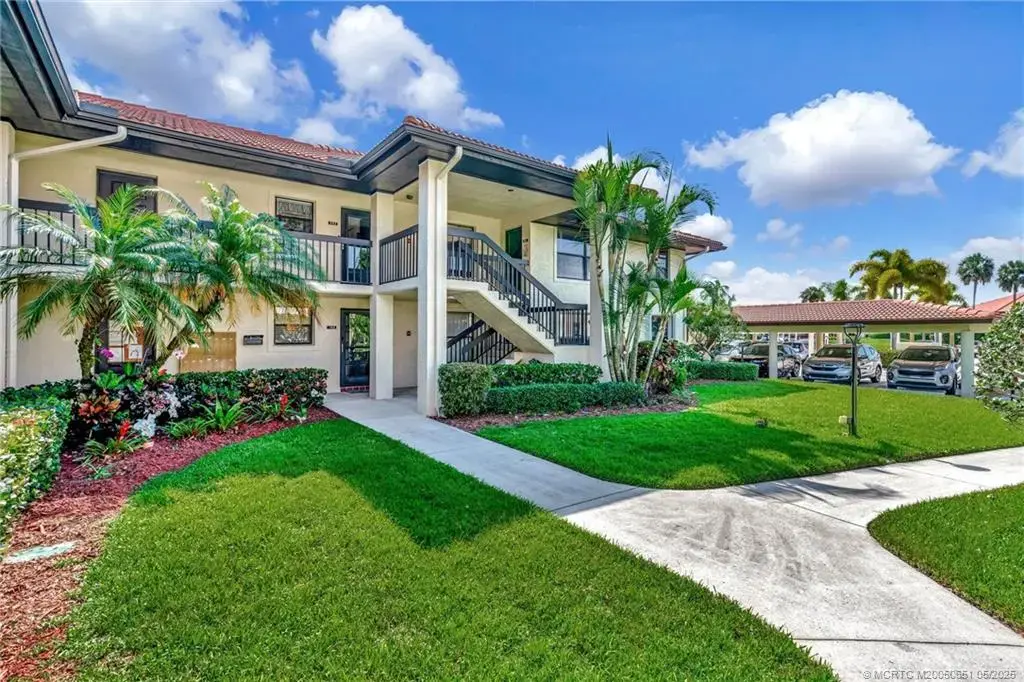 540 South River Drive 202, Stuart