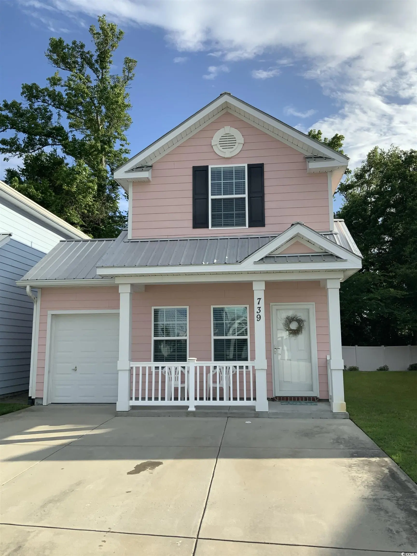 Photo of Listing #2512586