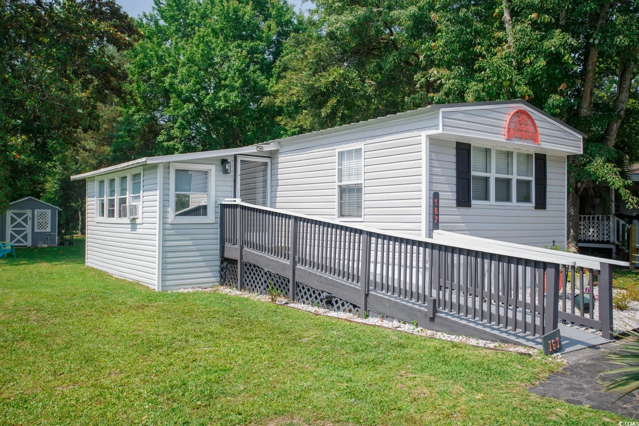 Photo of Listing #2514000