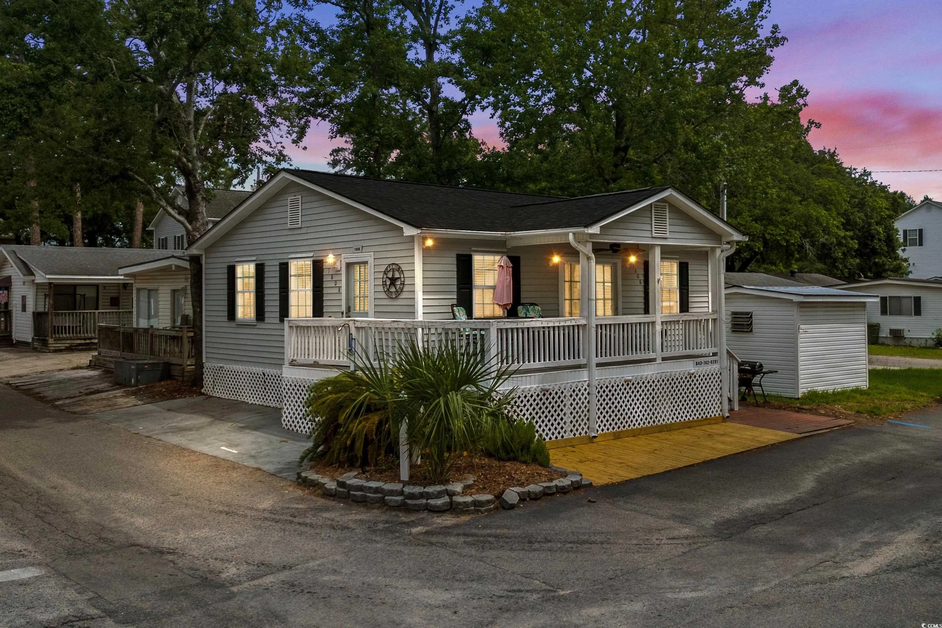 Photo of Listing #2514126