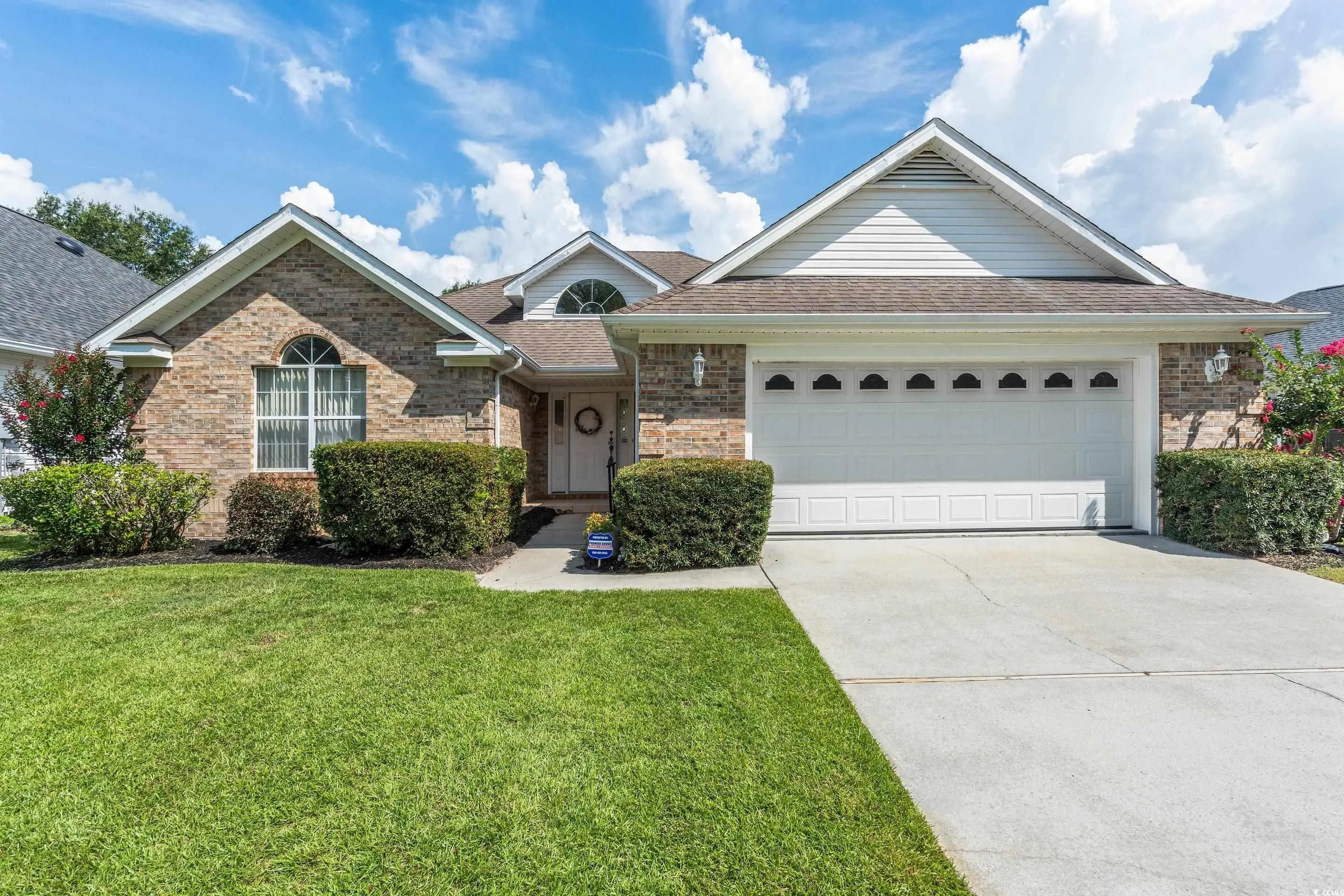 Photo of Listing #2516583