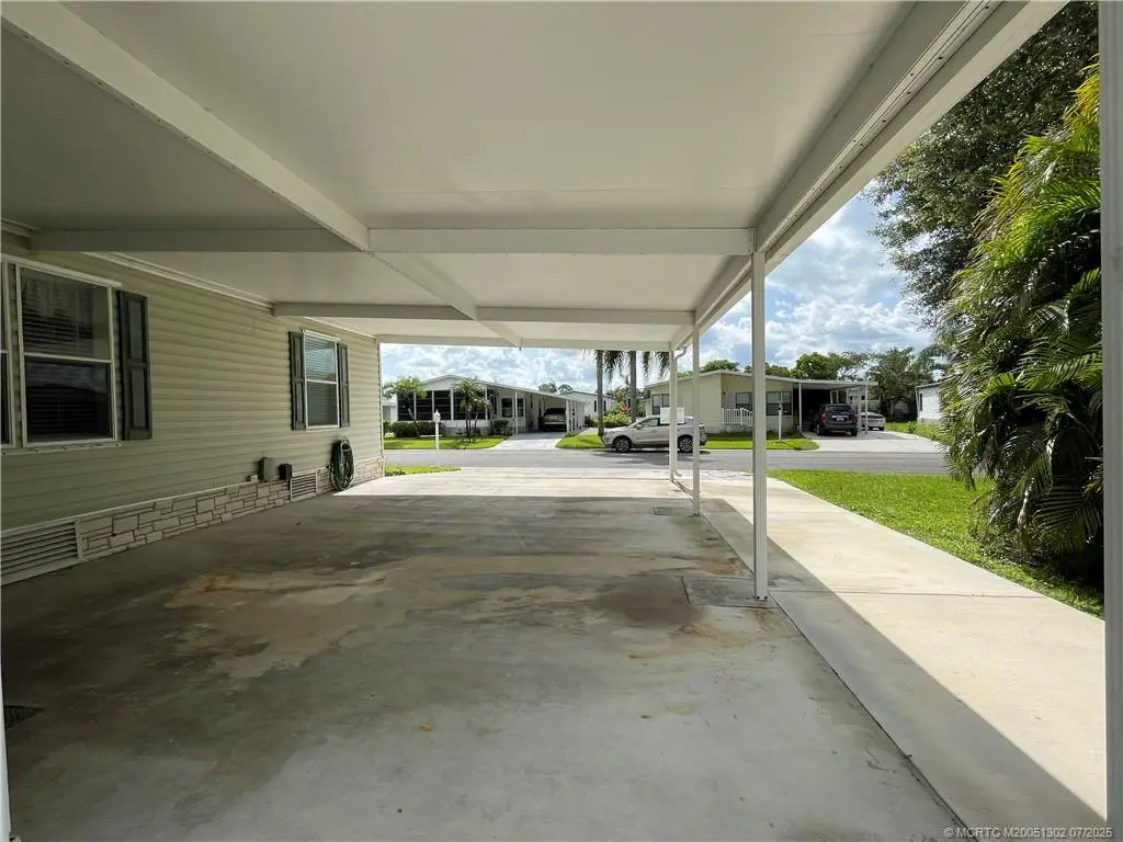 2 of 36 - 14450 Sand Wedge Drive, Indiantown, FL