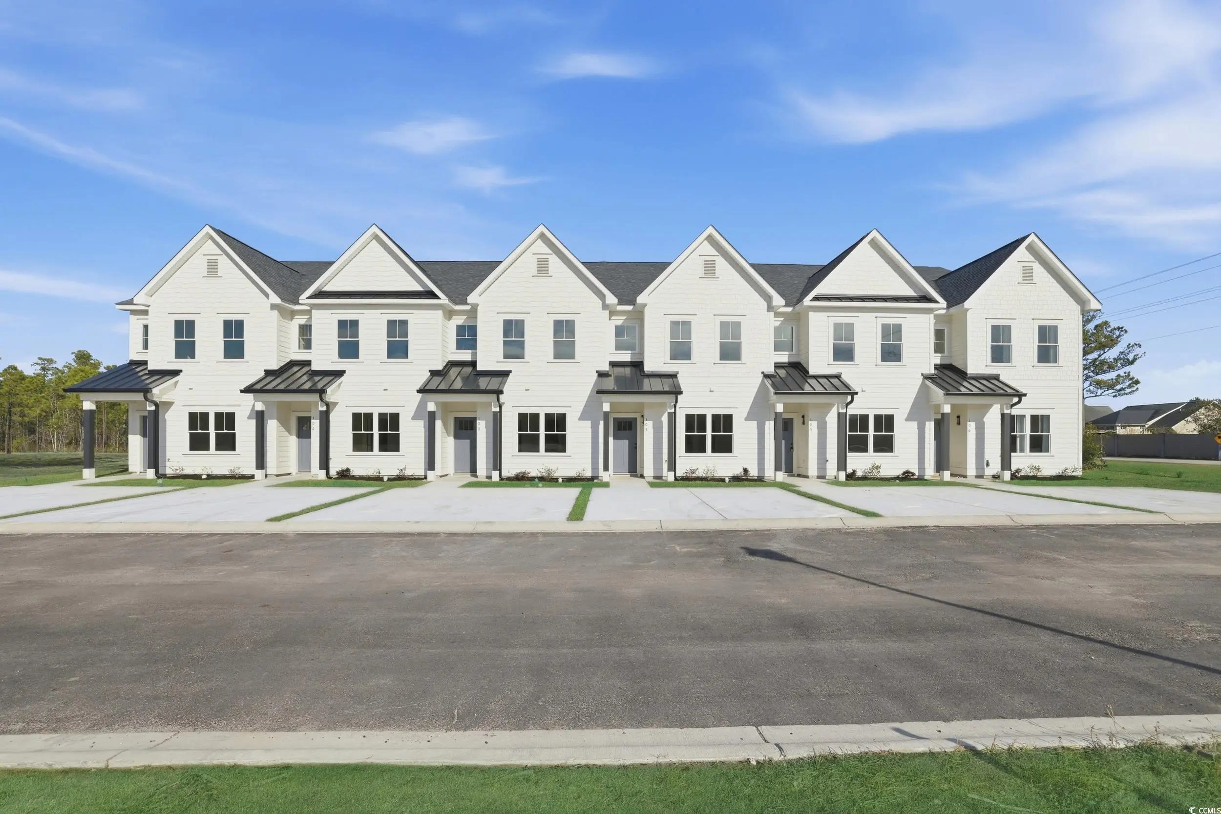 Photo of Listing #2517168