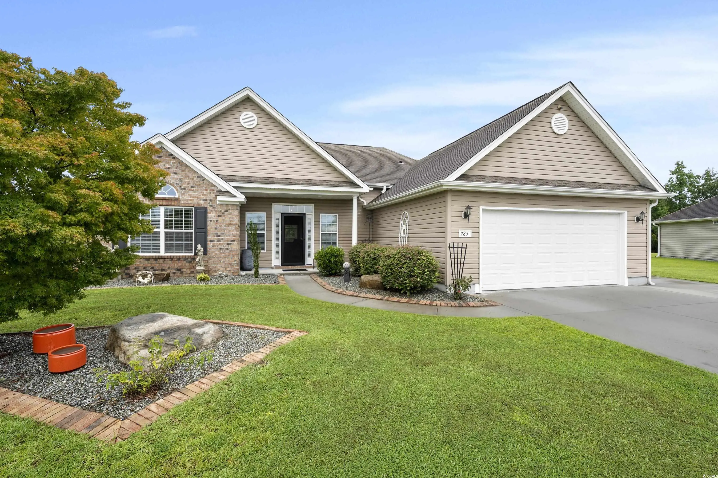 Photo of Listing #2518654