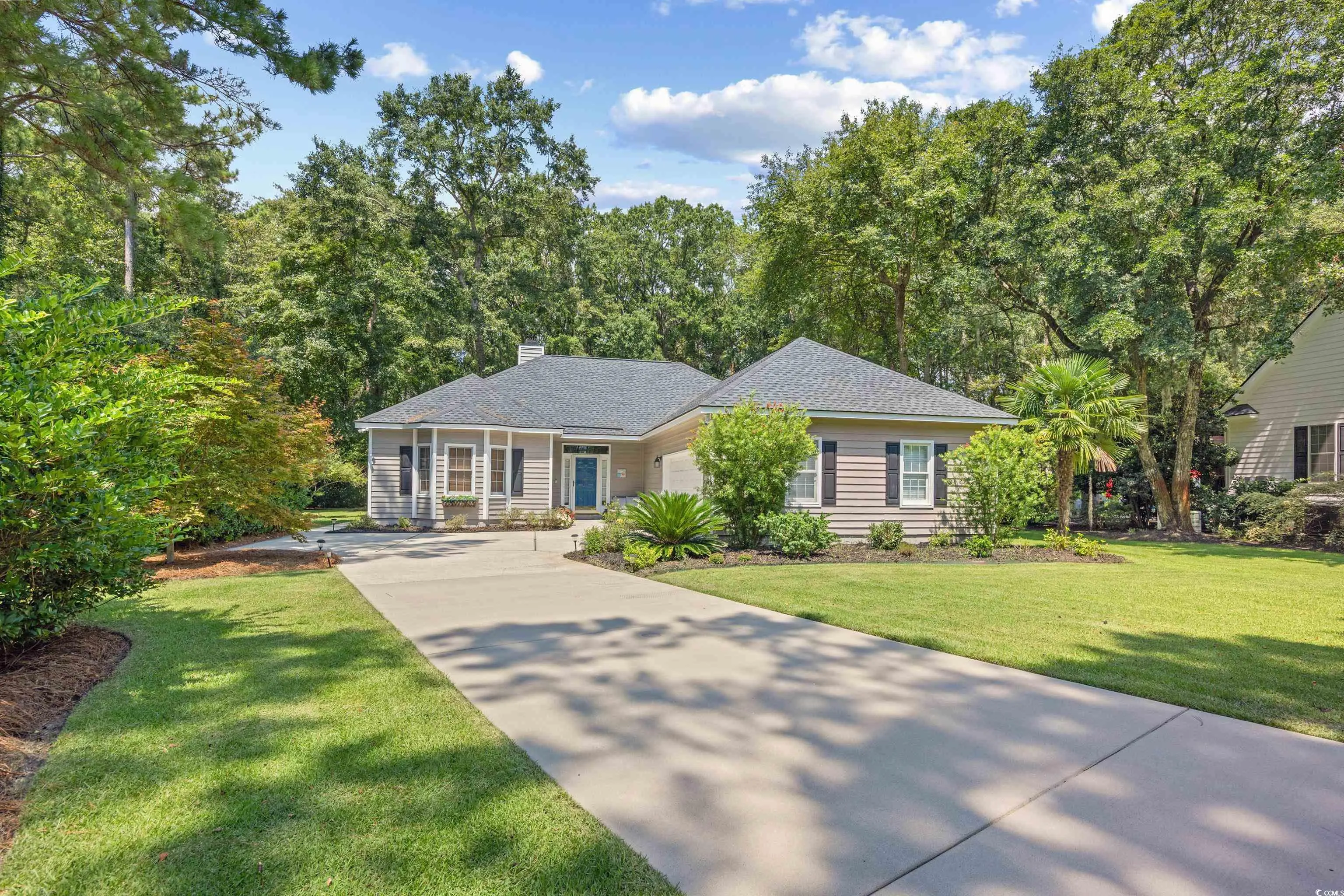 Photo of Listing #2520405