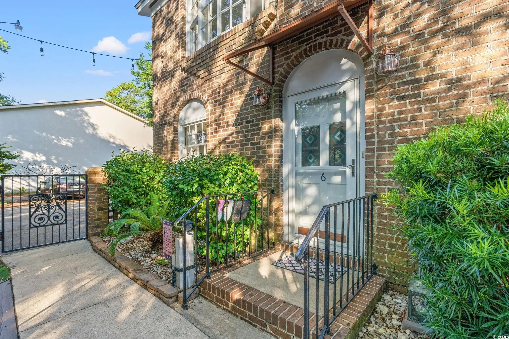 Photo of Listing #2521260