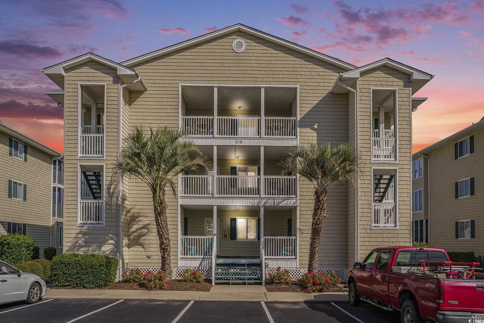 Photo of Listing #2521345