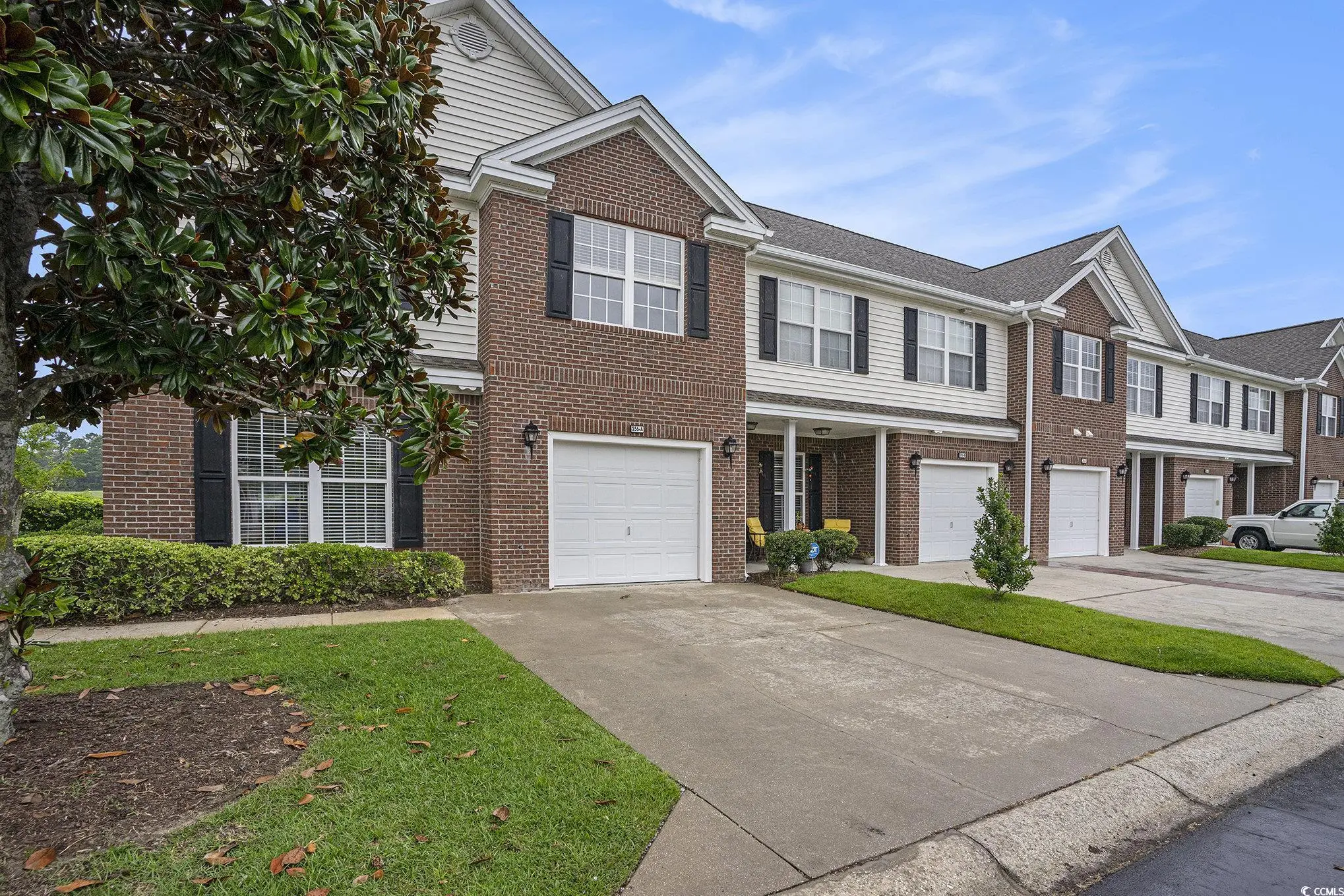 Photo of Listing #2521506