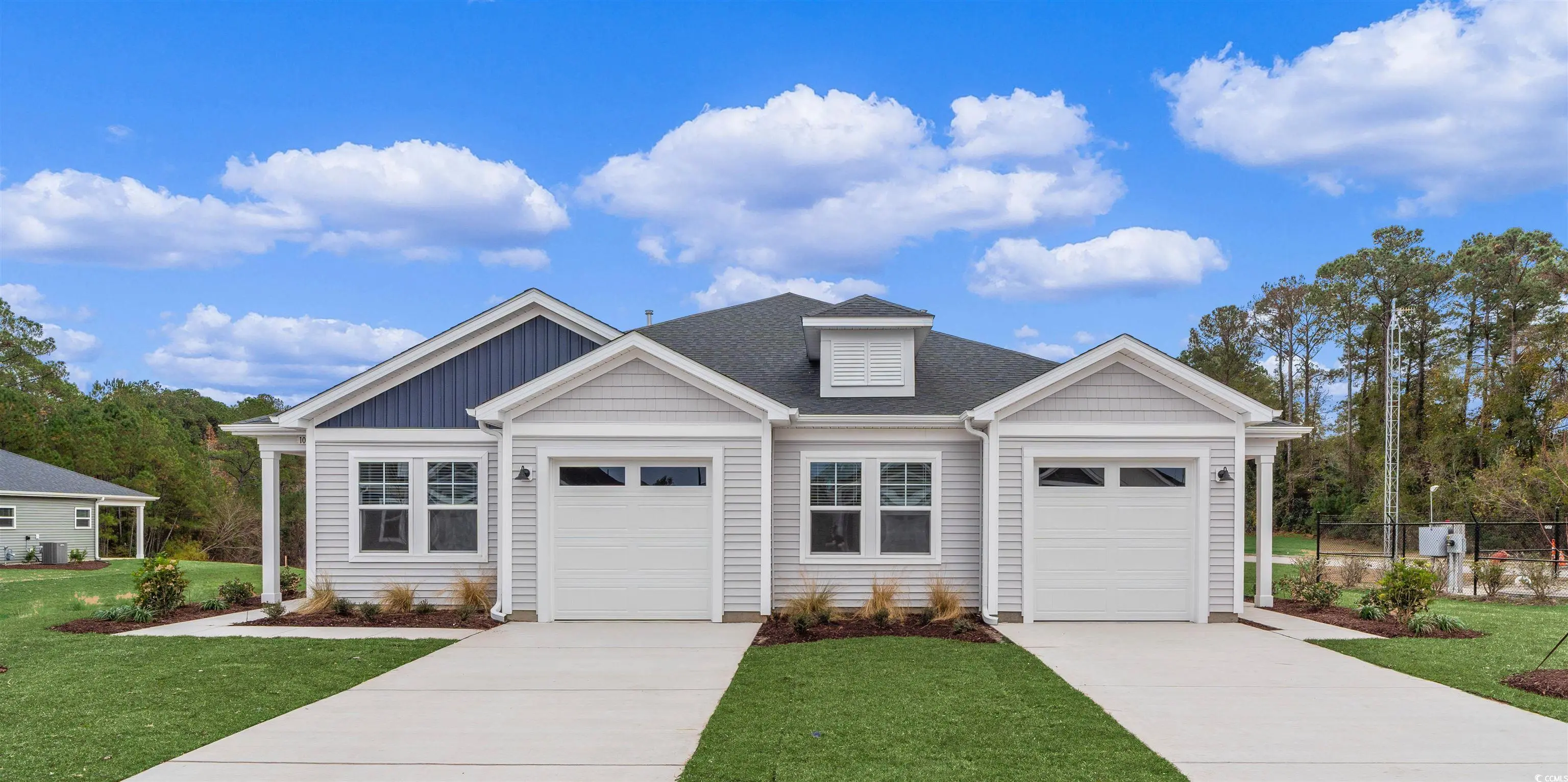 Photo of Listing #2521817